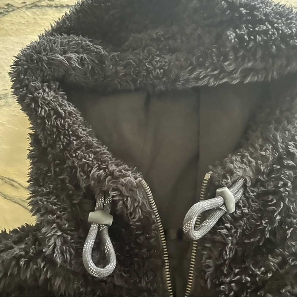 Lululemon Sherpa Scuba Cropped Hoodie